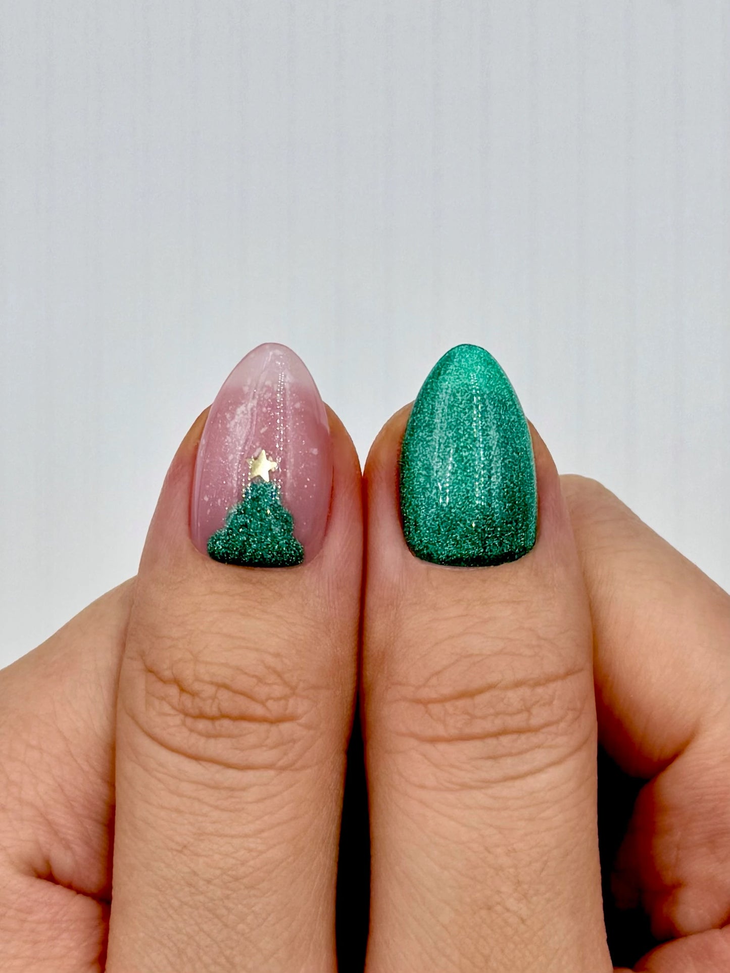 Festive Emerald Christmas Holiday Green Cat-Eye Almond French Tip Reusable Press-On Nails with Classy Elegant Winter Nail Design Art | Secure The Nails