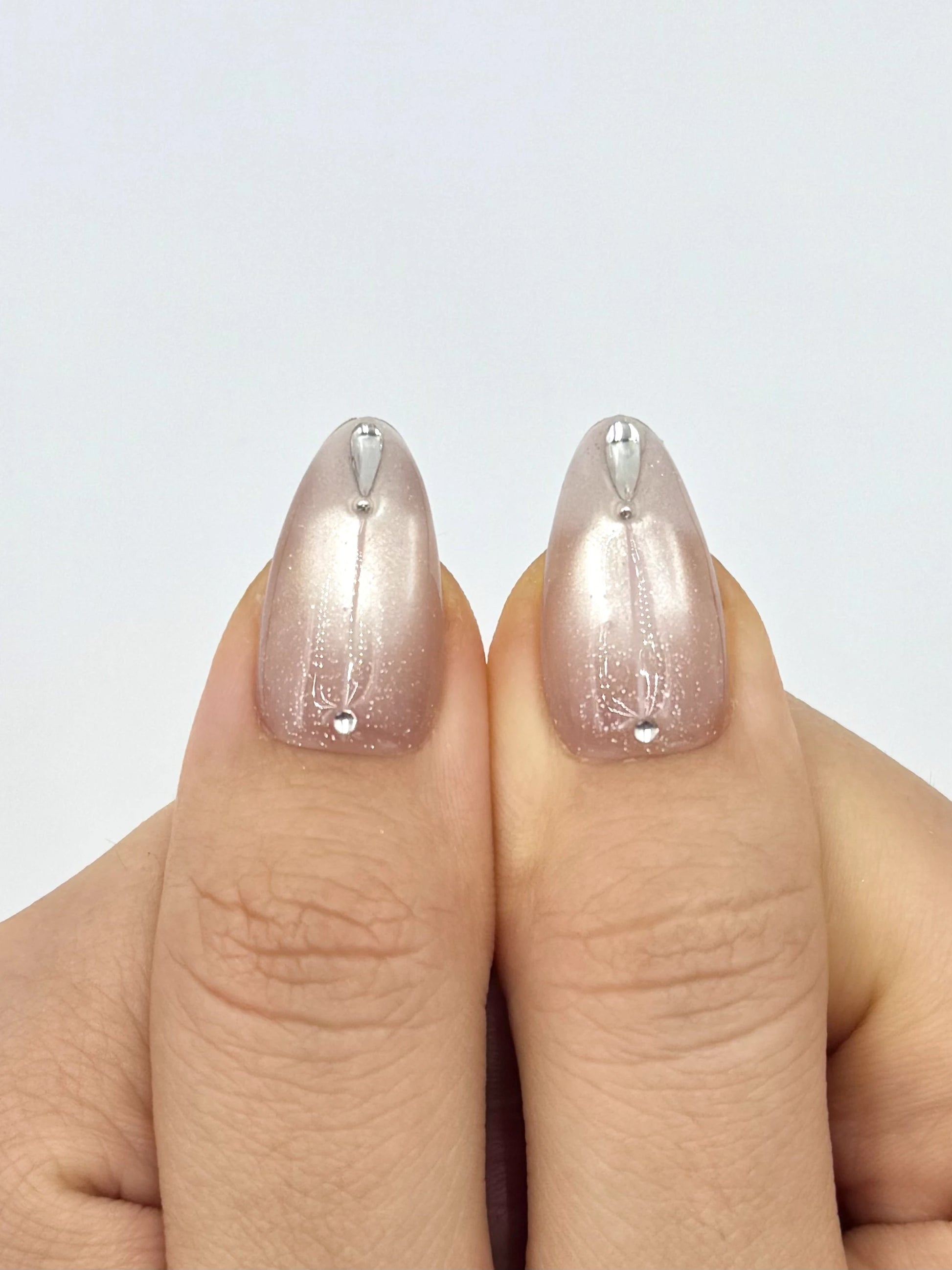 Crystal Dew Elegant Glowy Nude Shimmery Cat-Eye Almond Press-On Nails, Handmade Long-Lasting Reusable False Nail, Princess Nail Art Design| Secure The Nails