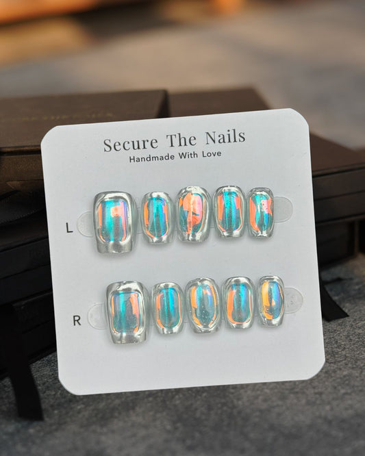 Viral Ultra-Reflective Mirror Glass Holographic Foil Color-Shifting Silver Chrome Short Square Reusable Press-On Nails, 2026 Unique Nail Art Design | Secure The Nails