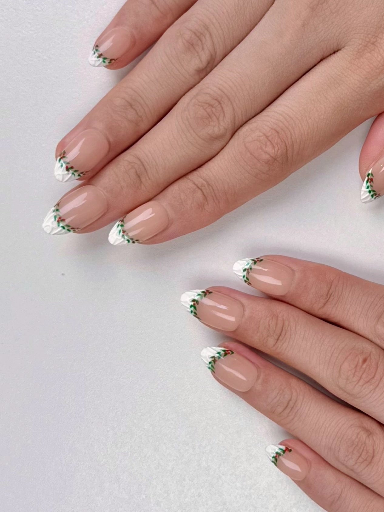 Christmas Holiday Festival Holly Wreath Nude French Tip Short Almond Press-On Nails with Fabric Texture, Classy Elegant Unique Winter Nail Art | Secure The Nails