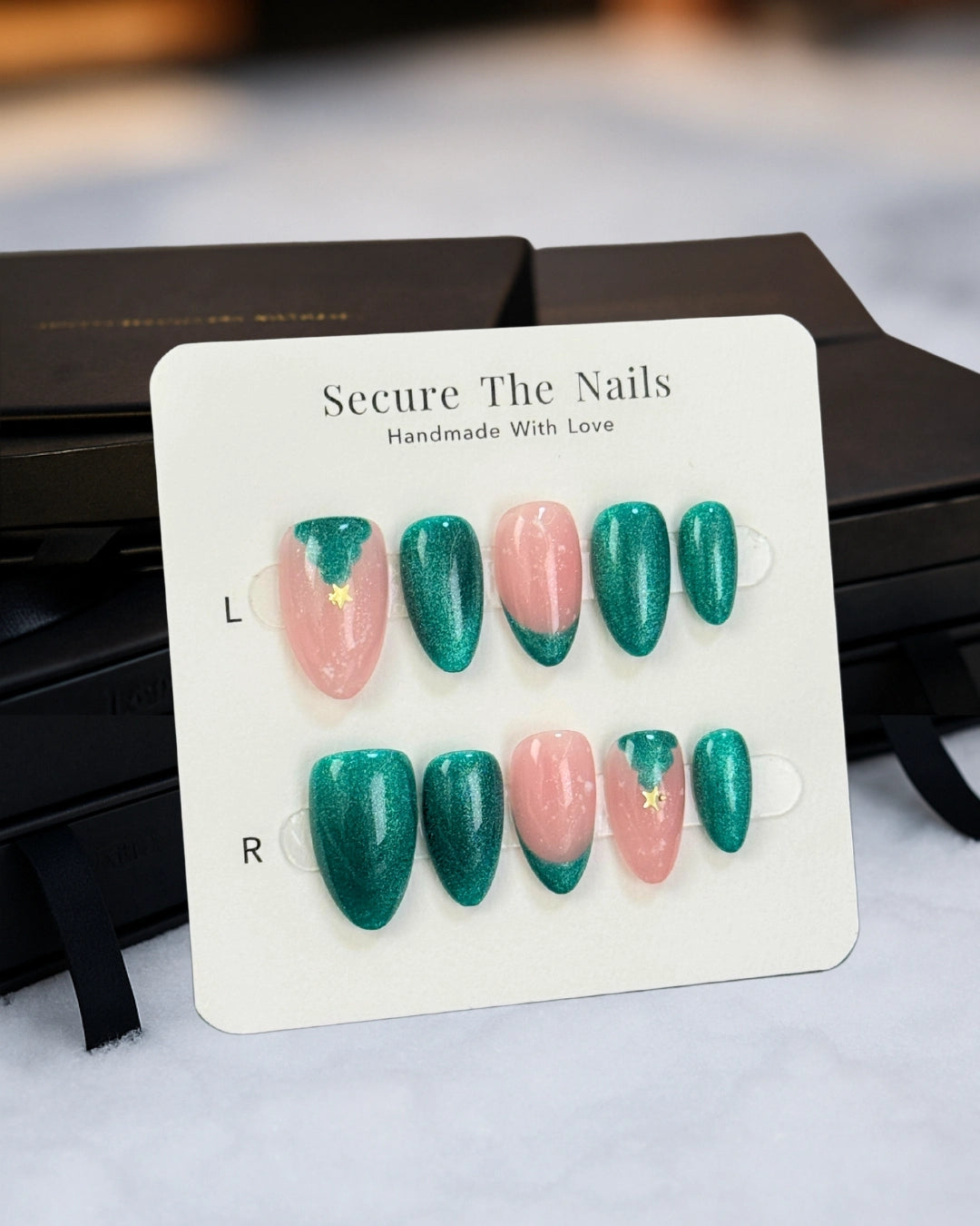 Emerald Green Cat-eye Shimmer Christmas Holiday Reusable Short Almond Press-On Nails, Festive Elegant Winter Nail Art Design | Secure The Nails