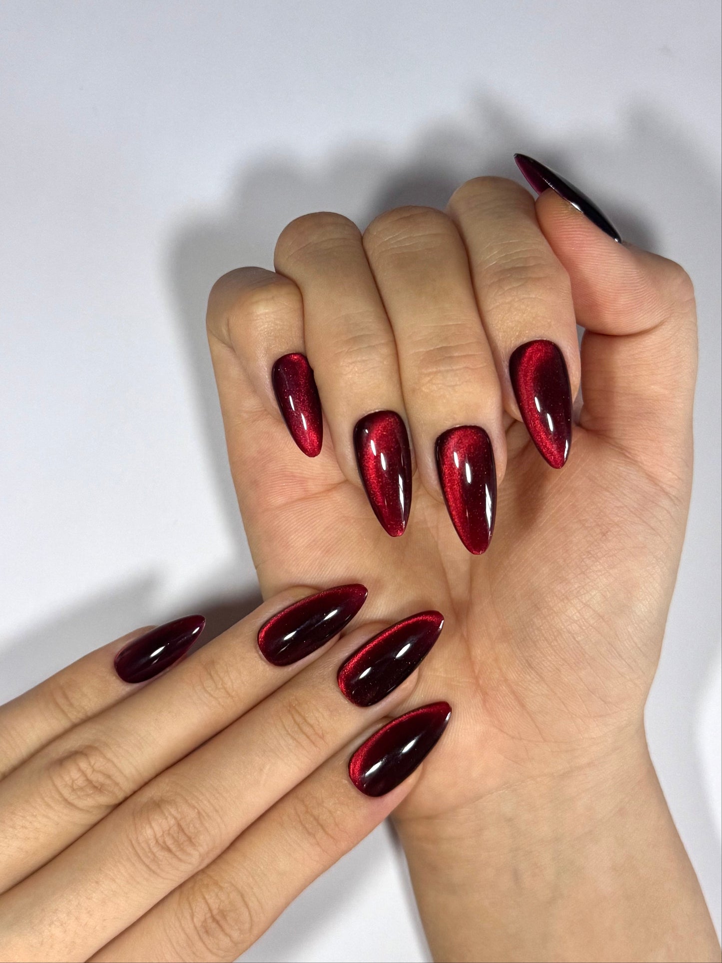 Red Ruby (Almond)