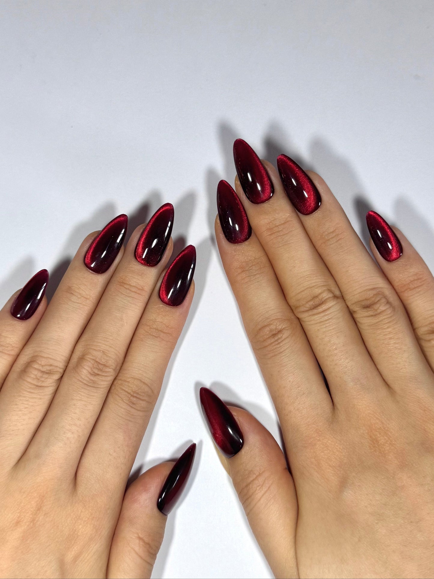 Red Ruby (Almond)
