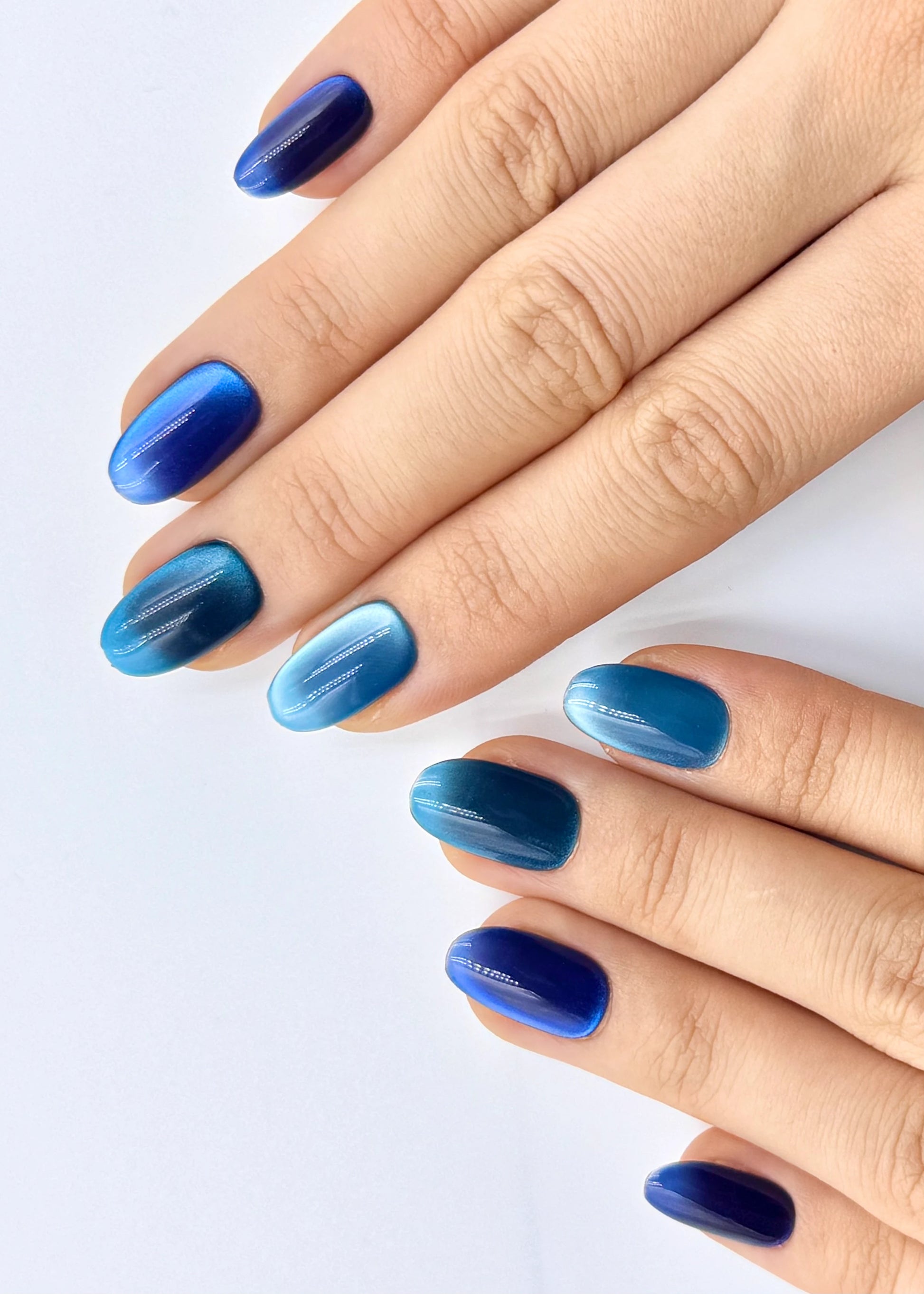 Unique Elegant Dark Navy Blue Cat-Eye Short Oval Handmade Press-On Nail, Long-Lasting Reusable Press-Ons | Secure The Nails