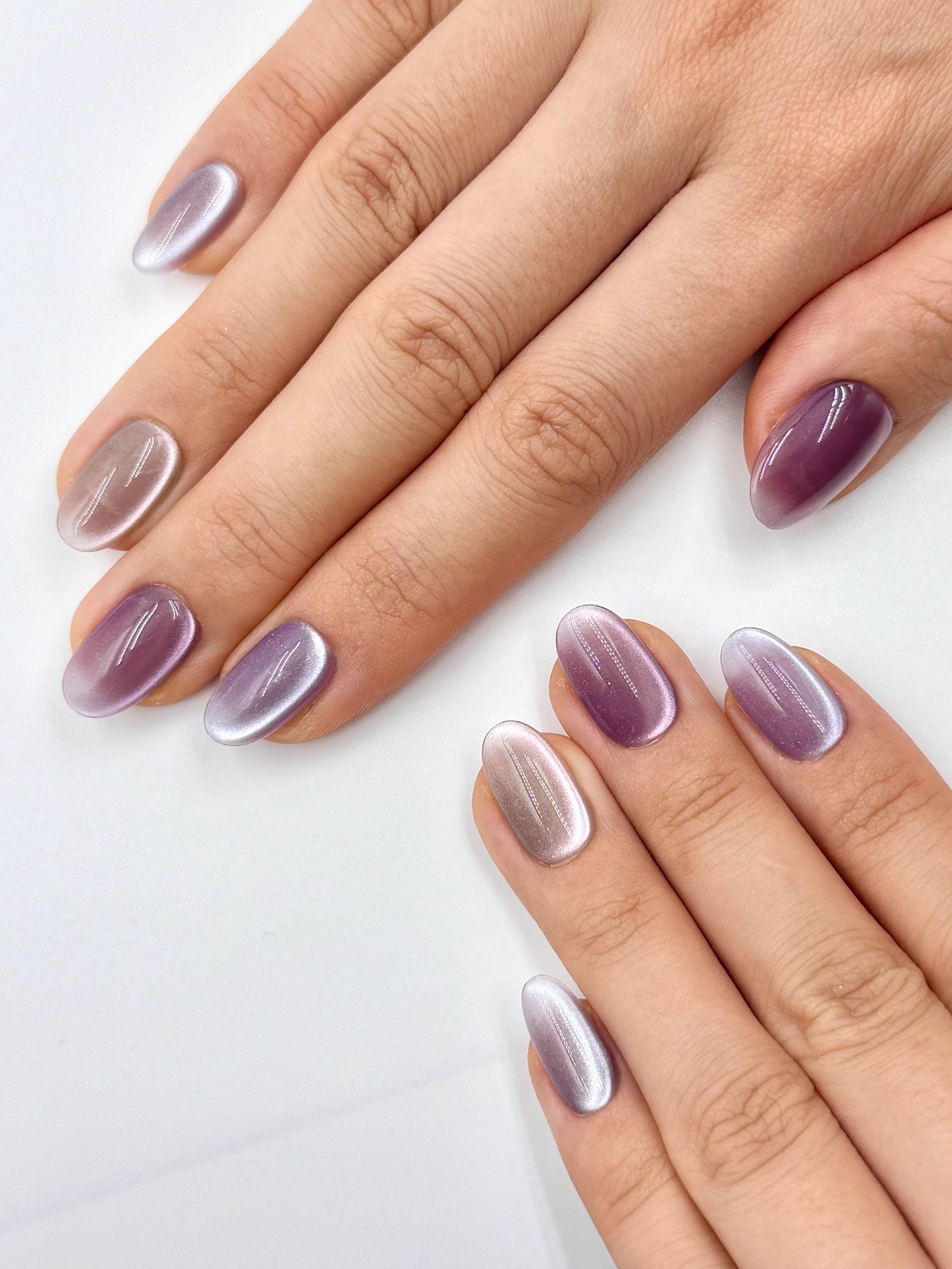 Glowy Unique Muted Cat-Eye Color Combo Oval Round Press-On Nails in Different Purple Shades and Silver