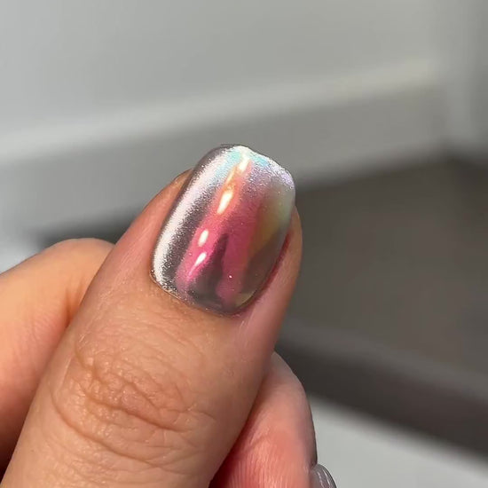 Unique Iridescent Holographic Pink Chrome Silver Blue Cat-Eye Short Square  Press-On Nails, Reusable Long-Lasting Handmade False Nail Flakes, 2026 Nail Art Trend | Secure The Nails 