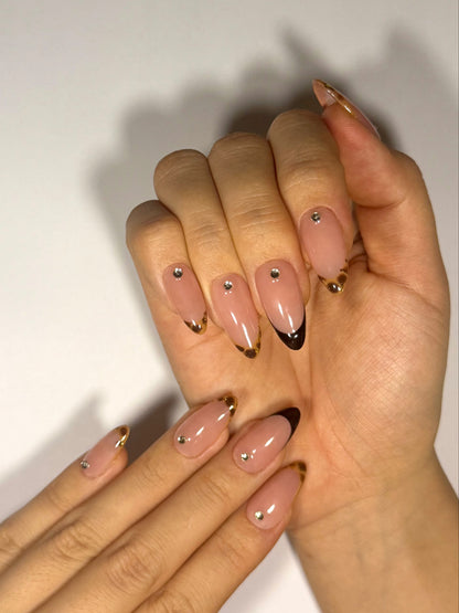 High Quality Long-lasting French Tip Press-on Nails, Jewellery Design Nails | Secure The Nails
